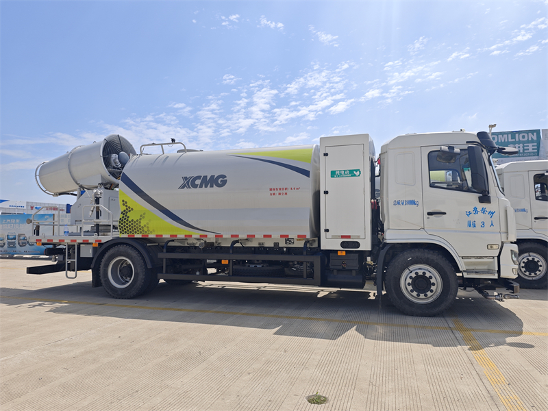 全新6臺(tái)純電動(dòng)100米抑塵車(chē)簽約成功，發(fā)車(chē)......